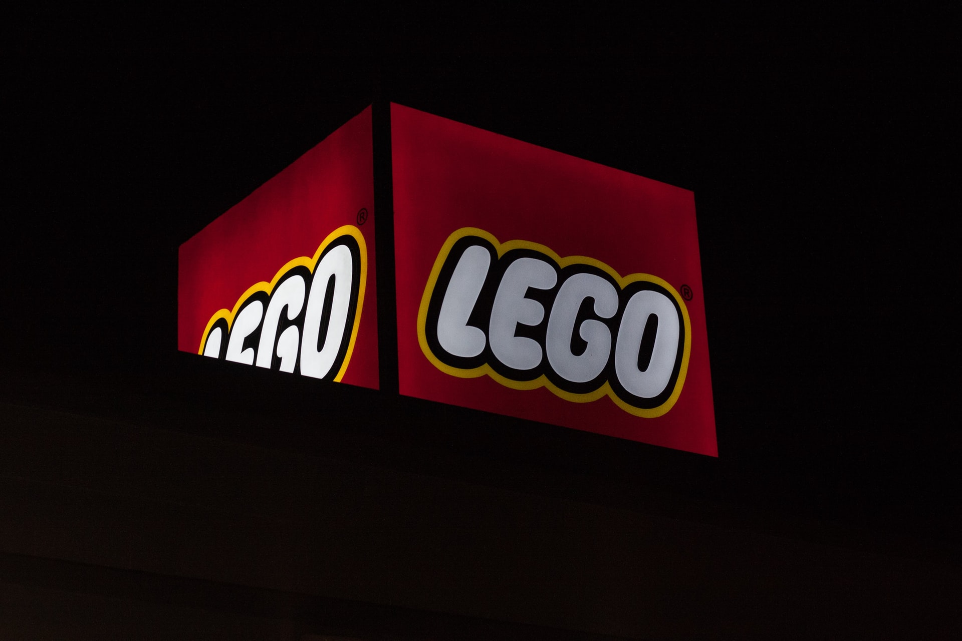 lego logo, 4 letter brand, 4 letter word